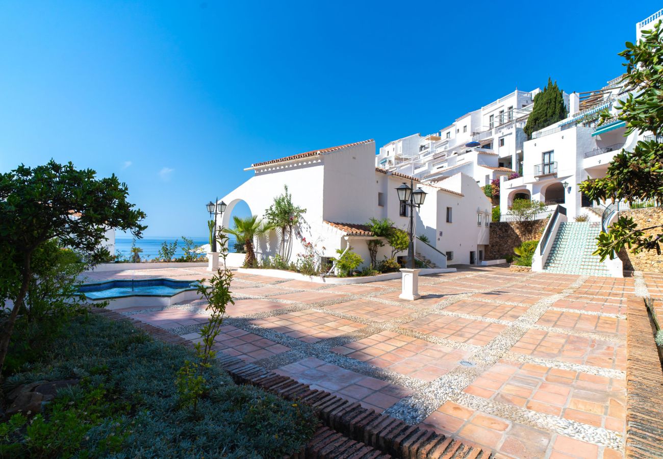 Lägenhet i Nerja - Capistrano Playa 116 by Casasol 