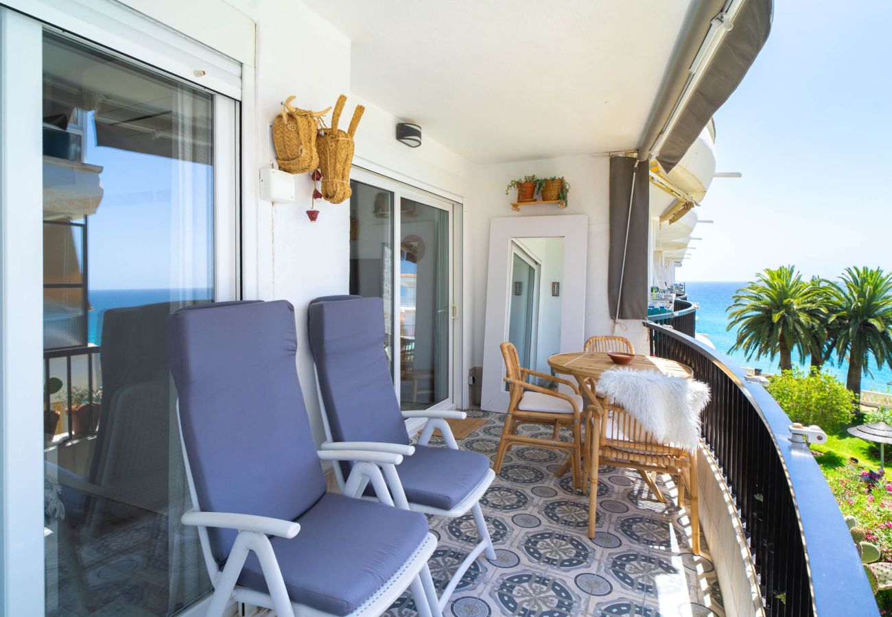 Lägenhet i Nerja - Acapulco Playa 302 by Casasol 