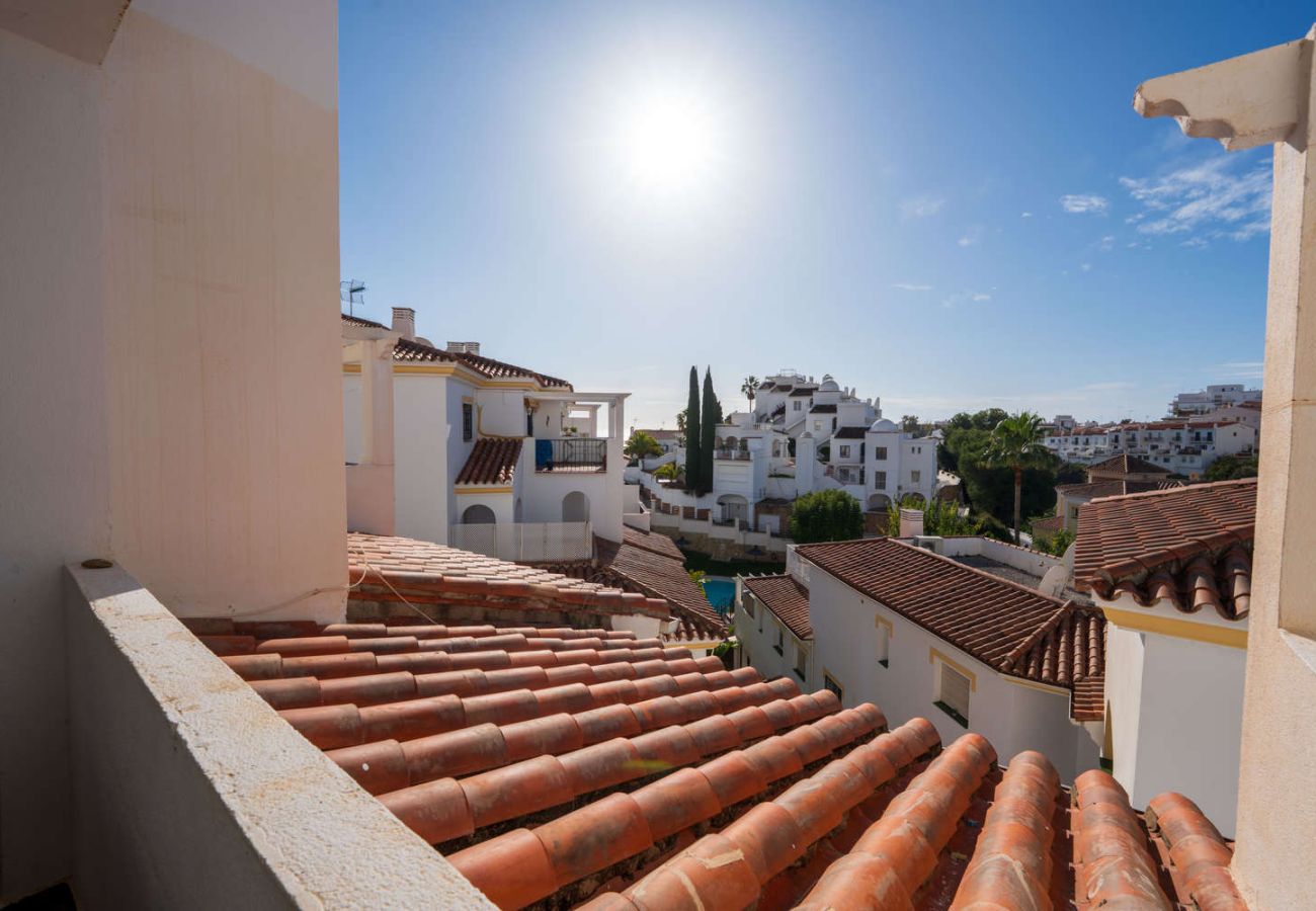 Lägenhet i Nerja - Lägenhet Valparaiso 1B vid Burriana Beach med pool och 2 badrum