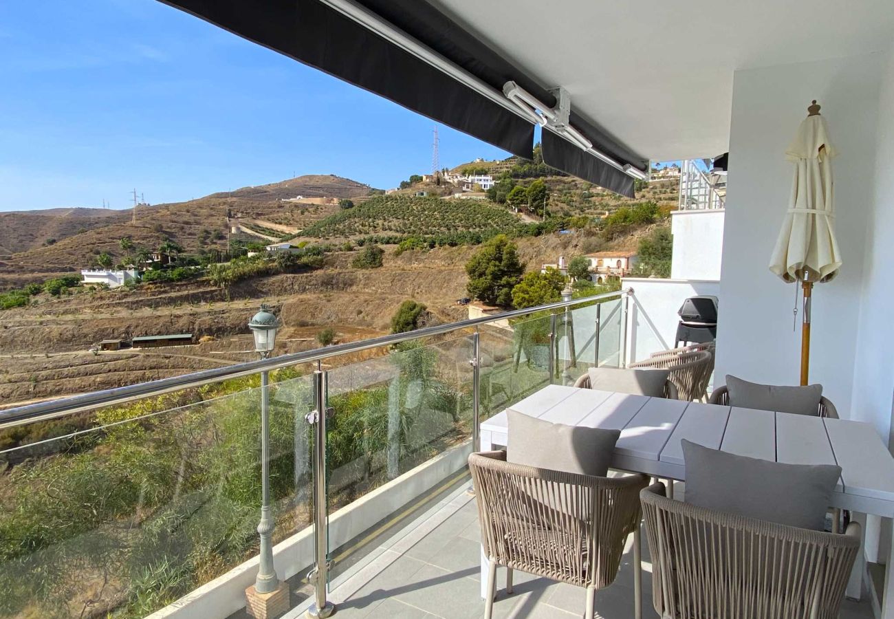 Lägenhet i Nerja - Balcon del Mar Seaview 114 | Lägenhet med Havsutsikt och Terrass i Nerja