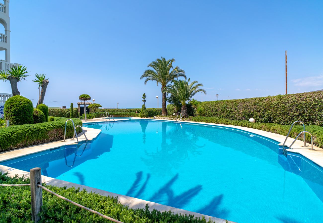 Lägenhet i Nerja - Stella Maris Beachfront 3A by Casasol 