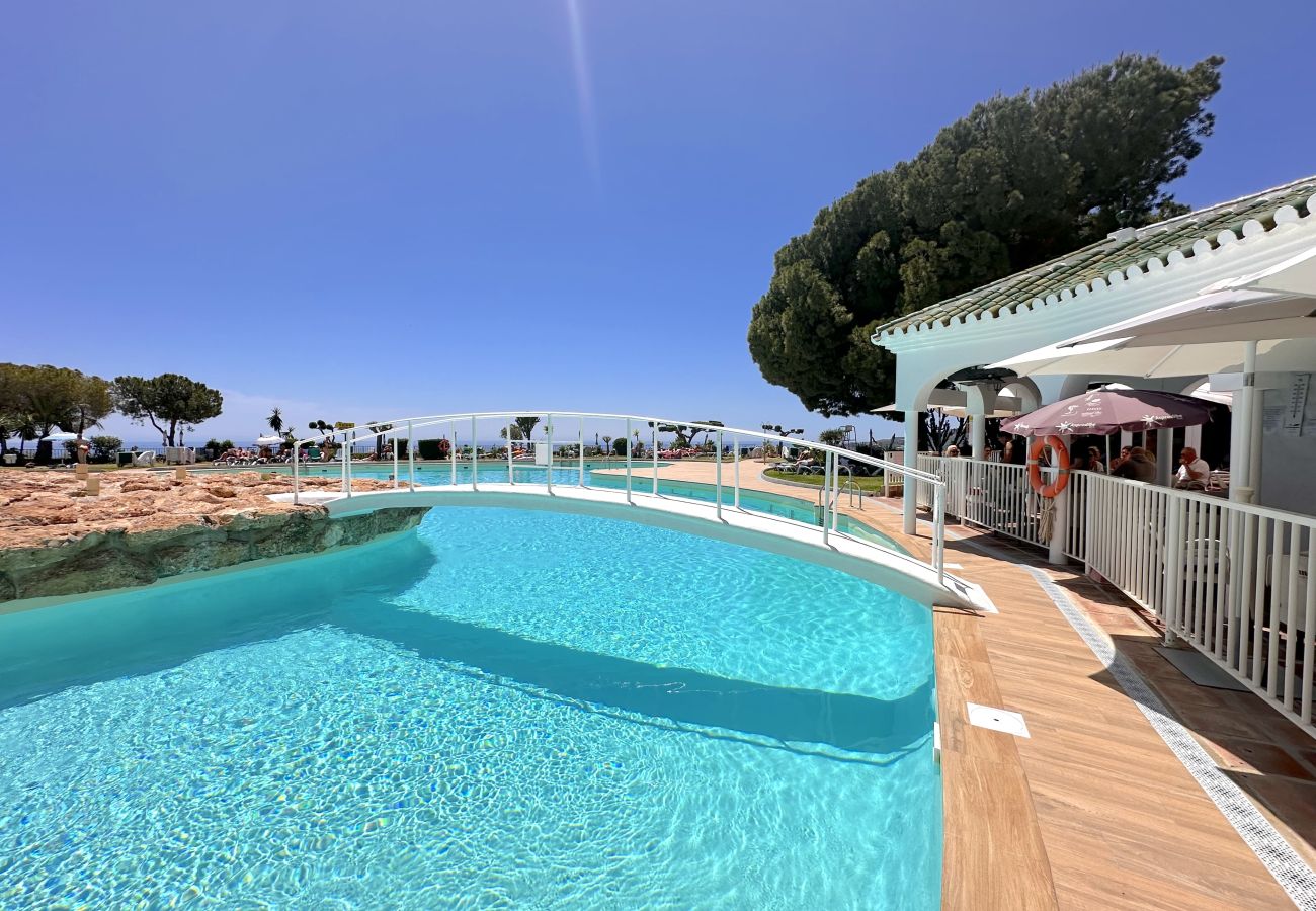 Lägenhet i Nerja - Hibiscos Seaview Terrace by Casasol 