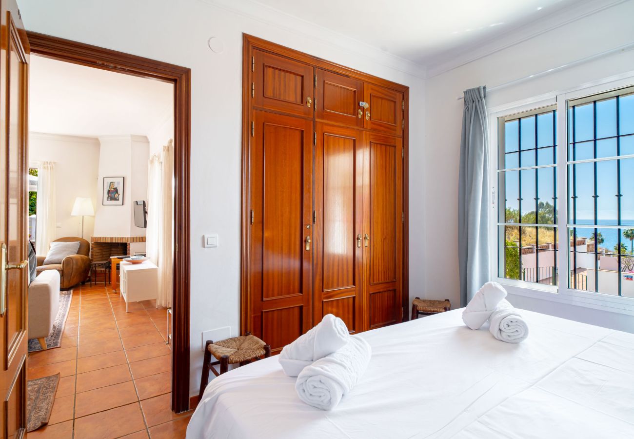 Villa i Torrox Costa - Villa Calidum: Villa med Privat Pool i Nerja