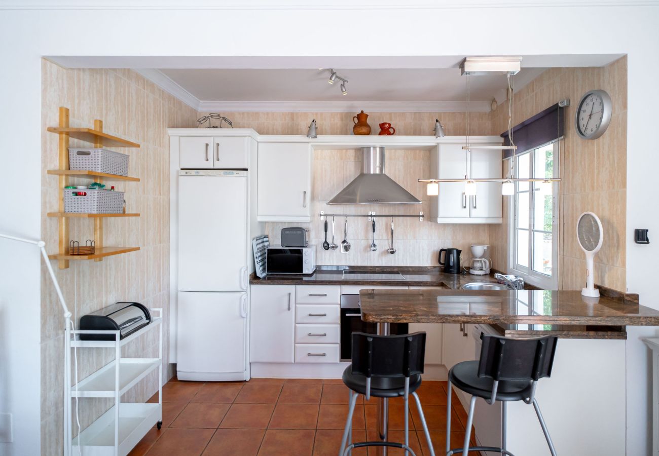 Villa i Torrox Costa - Villa Calidum: Villa med Privat Pool i Nerja