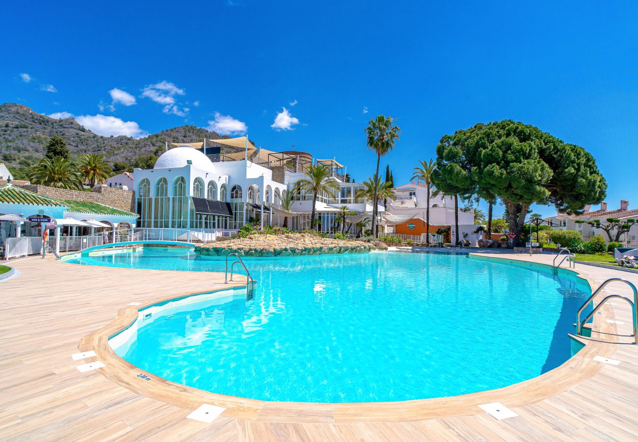 Lägenhet i Nerja - Hibiscos 33 Rooftop Vista by Casasol