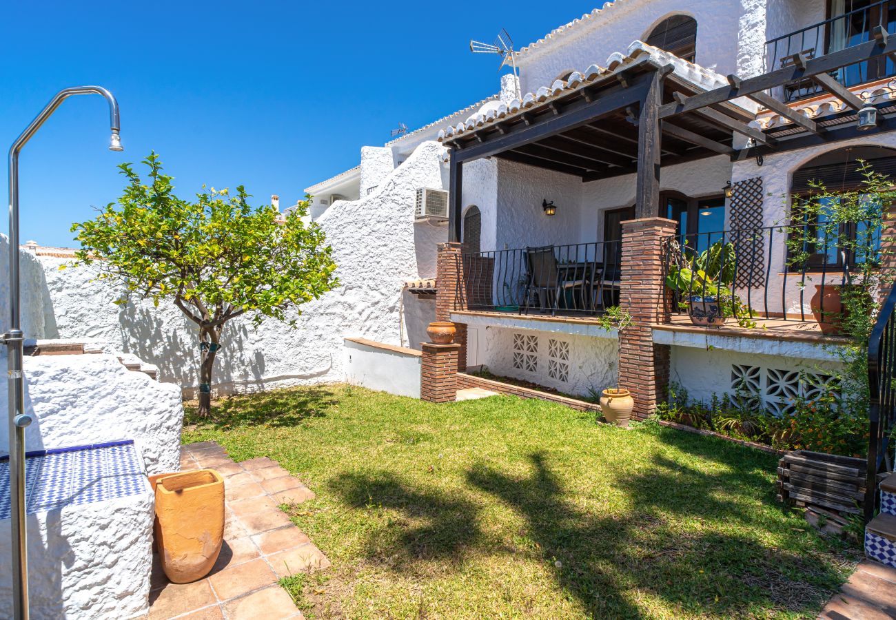 Stuga i Nerja - Capistrano Village Casa Garden