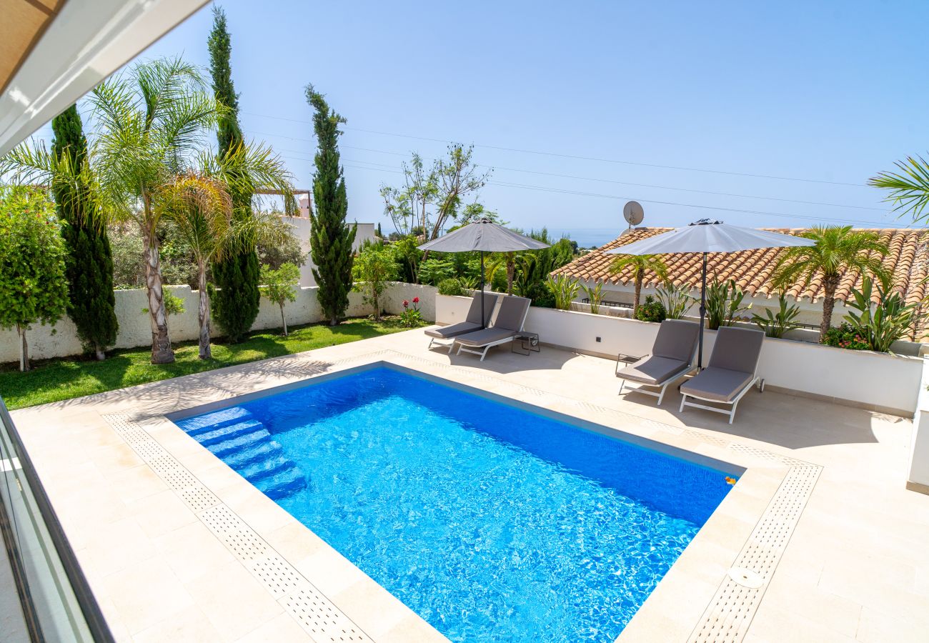 Villa i Nerja - Villa Grand Pool Terrace by Casasol