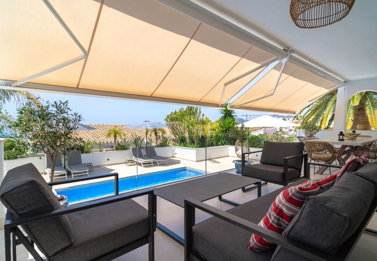 Villa i Nerja - Villa Grand Pool Terrace by Casasol