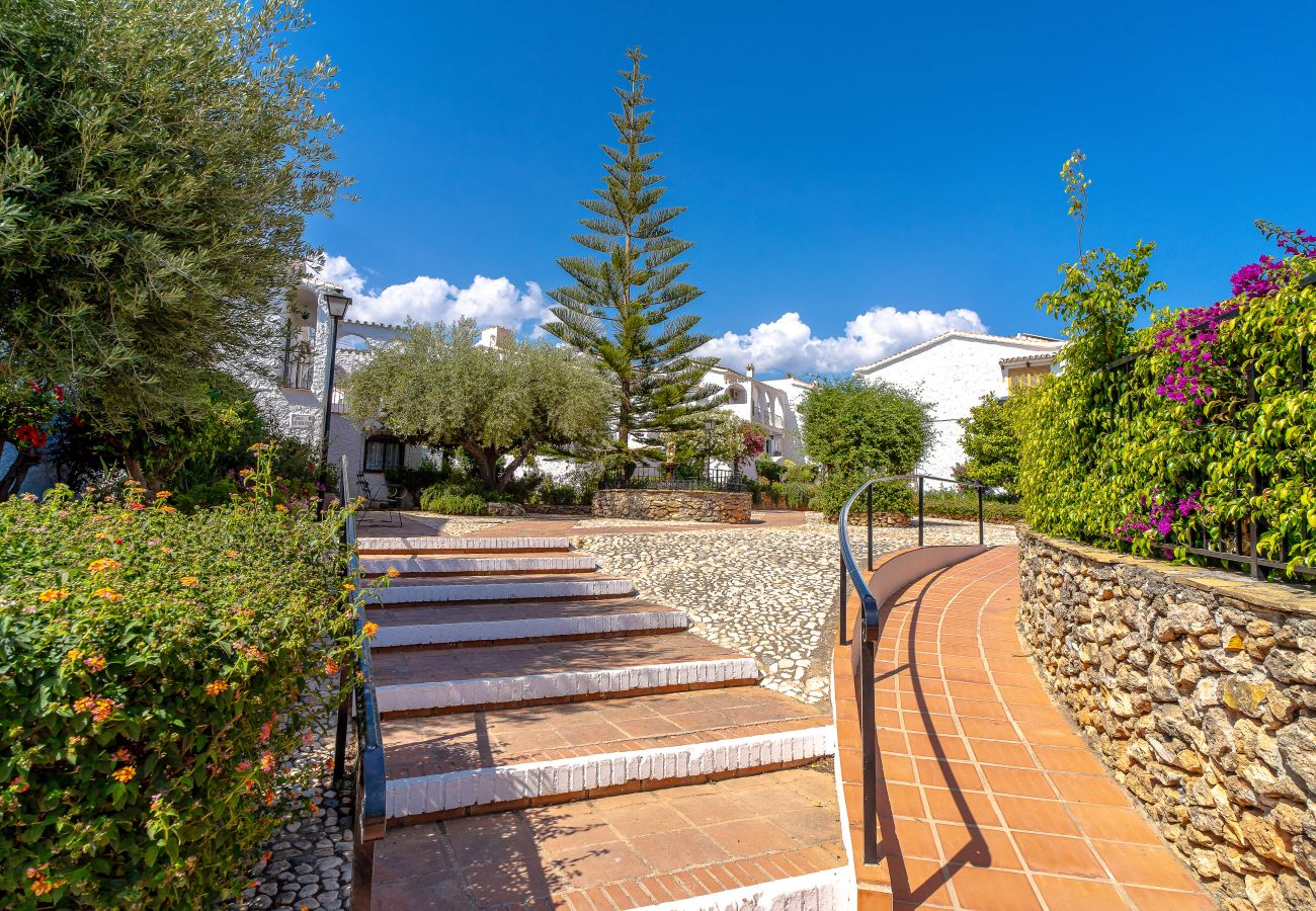 Lägenhet i Nerja - Capistrano Village Deluxe Garden