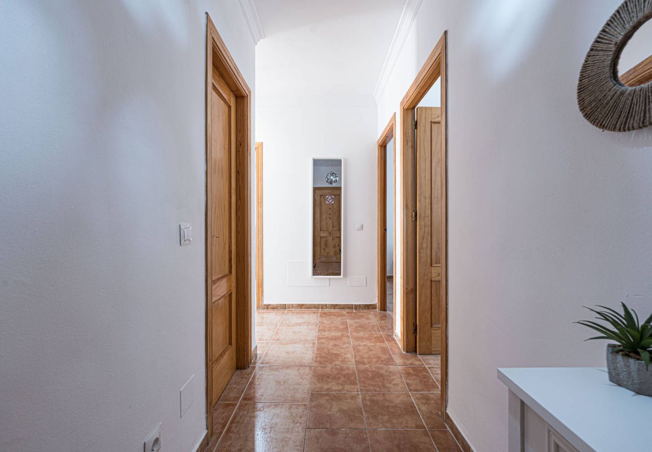 Lägenhet i Nerja - Torrecilla Urban Beach Nerja: Modern Lägenhet med Takpool