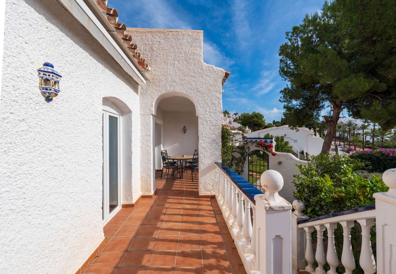 Lägenhet i Nerja - Casa Tranquila: Lägenhet med havsutsikt i San Juan de Capistrano, Nerja