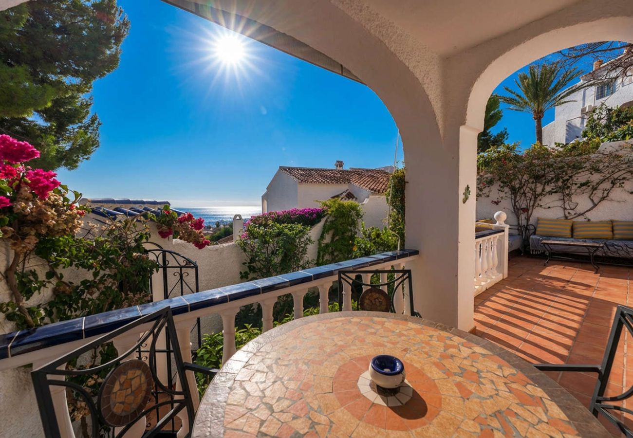 Lägenhet i Nerja - Casa Tranquila: Lägenhet med havsutsikt i San Juan de Capistrano, Nerja