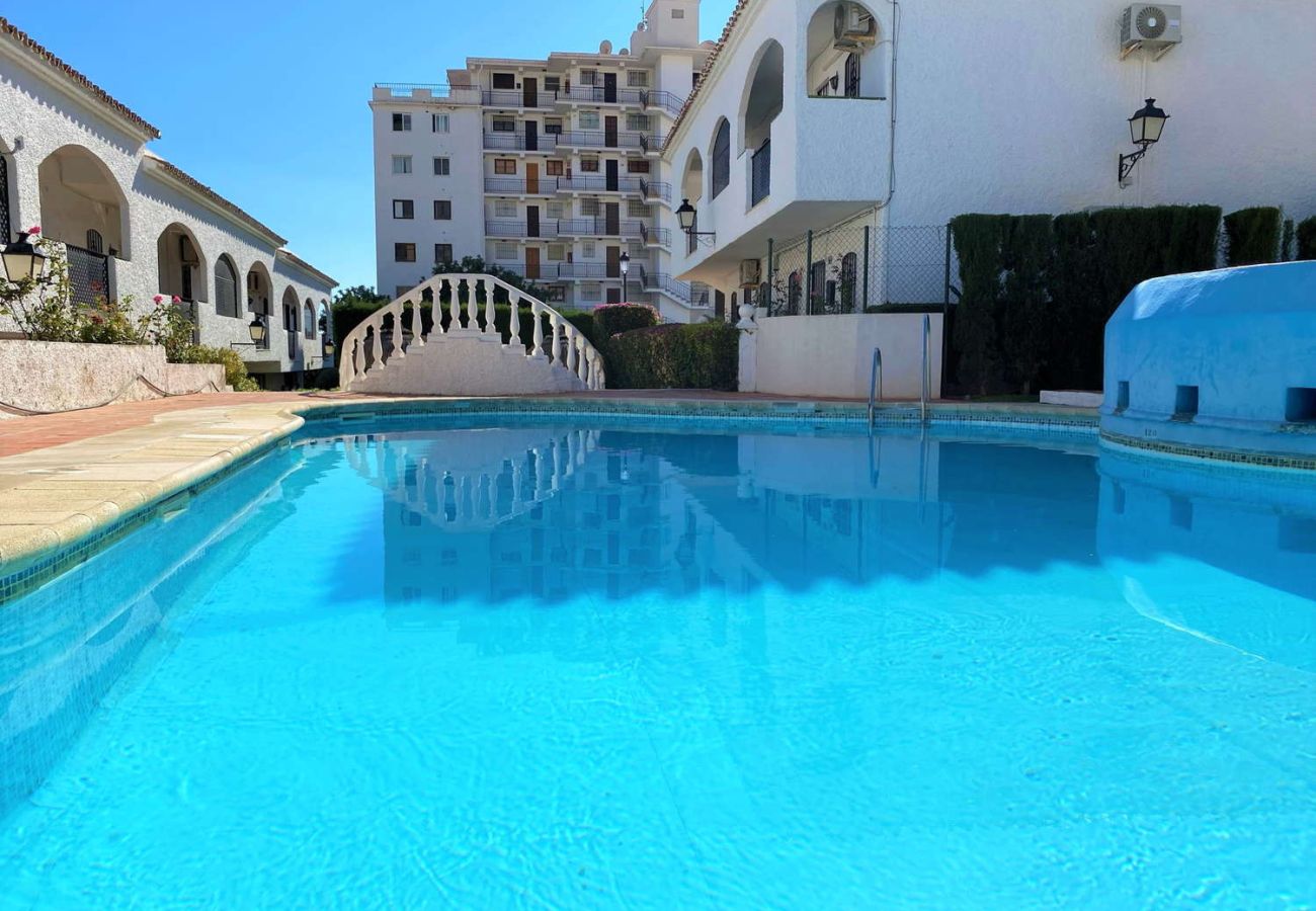 Lägenhet i Nerja - Lägenhet Casa Monica i Verano Azul: Havsutsikt och Taksolarium
