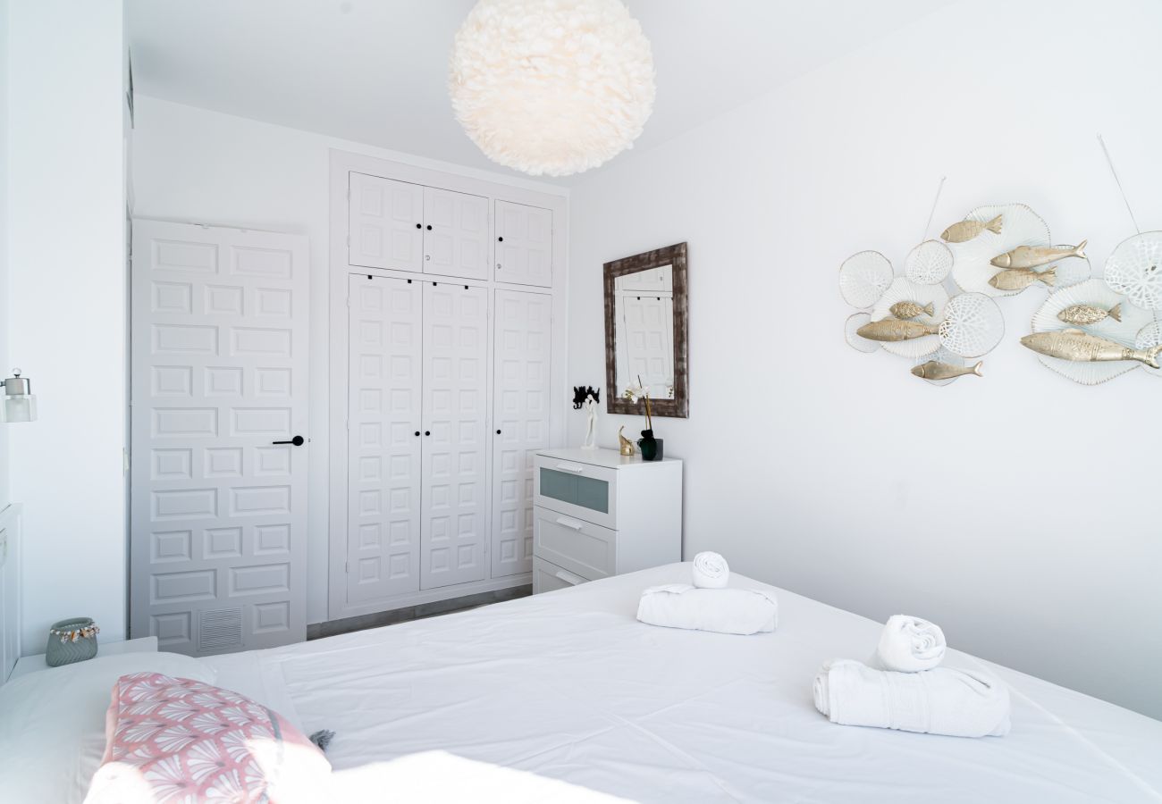 Lägenhet i Nerja - Lägenhet Casa Monica i Verano Azul: Havsutsikt och Taksolarium