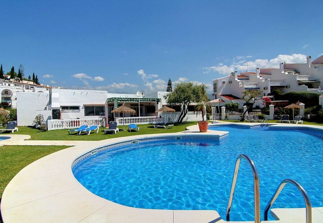 Lägenhet i Nerja - Lägenhet Tropicana 6C i Nerja med Havsutsikt