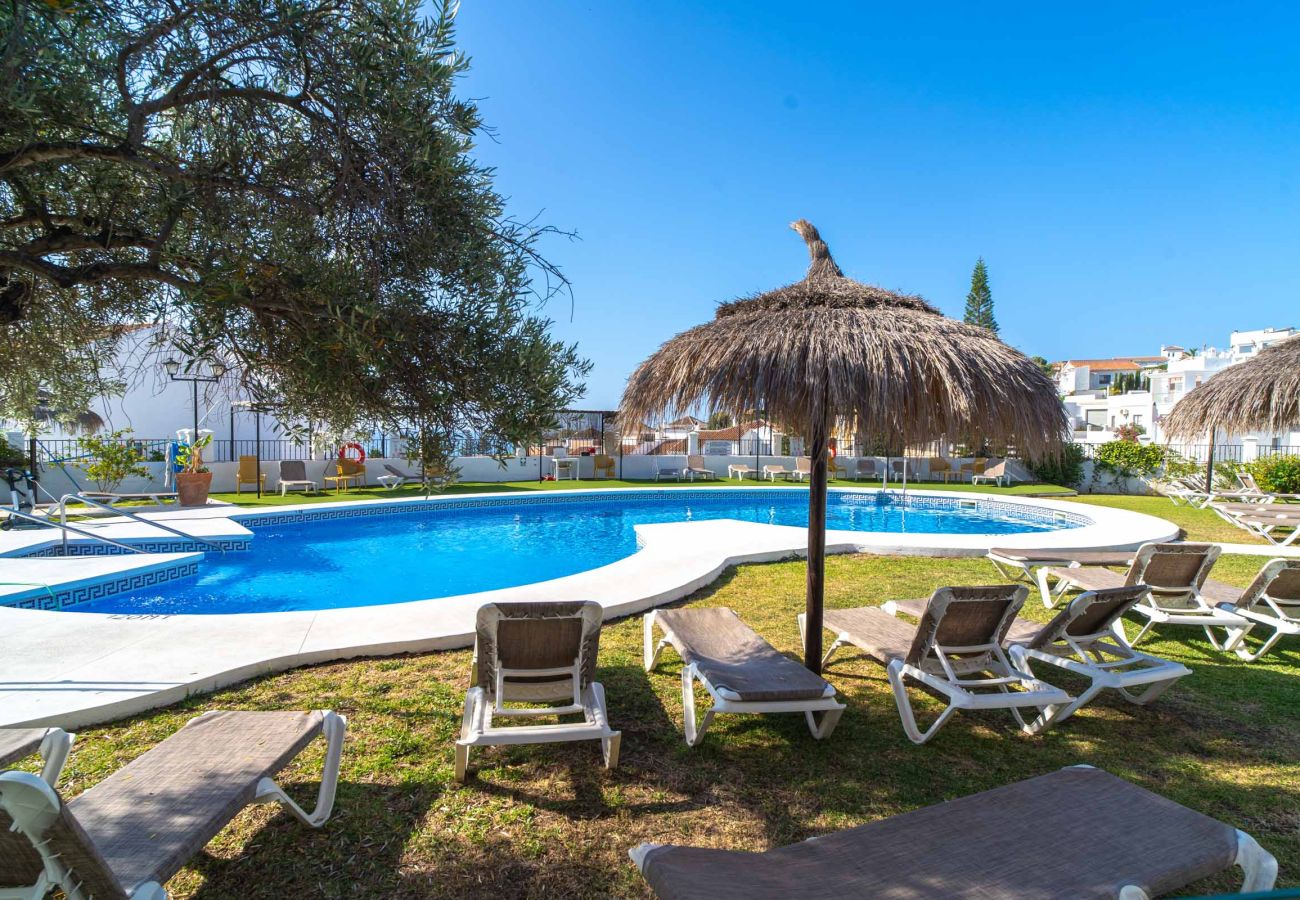 Lägenhet i Nerja - Lägenhet Tropicana 6C i Nerja med Havsutsikt