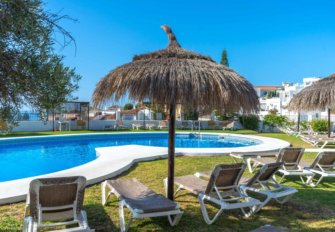 Lägenhet i Nerja - Lägenhet Tropicana 6C i Nerja med Havsutsikt
