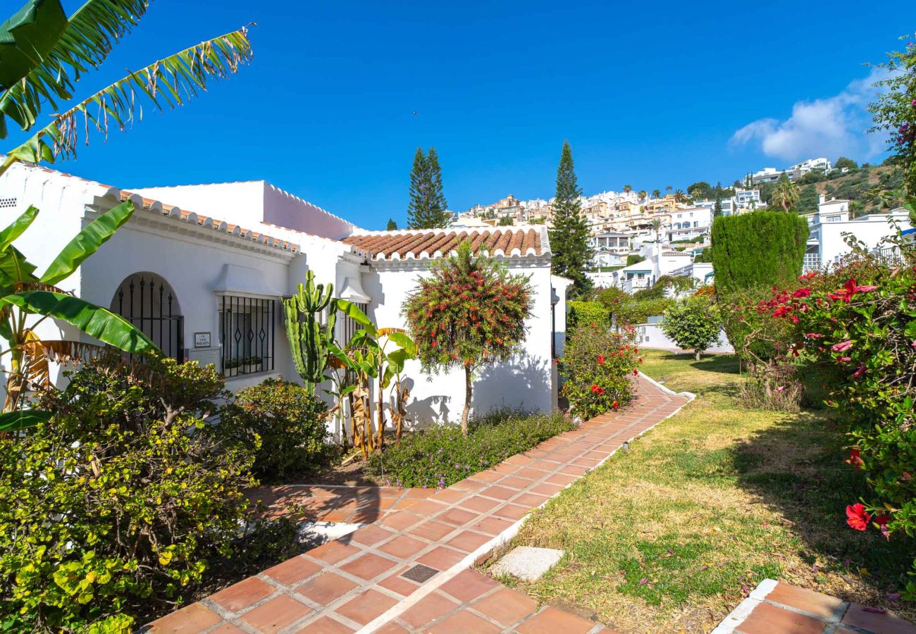 Lägenhet i Nerja - Lägenhet Tropicana 6C i Nerja med Havsutsikt