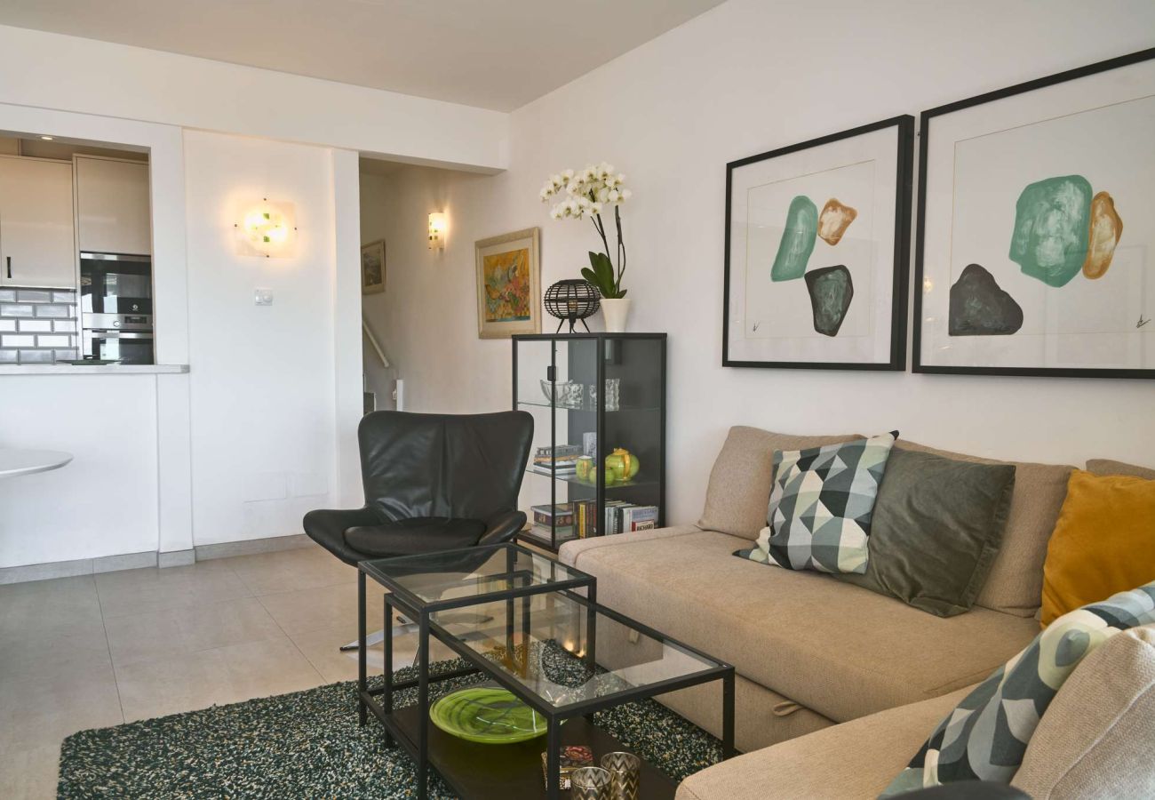 Radhus i Nerja - Casablanca 9: Duplex med terrasser i flera nivåer, havsutsikt och solnedgång