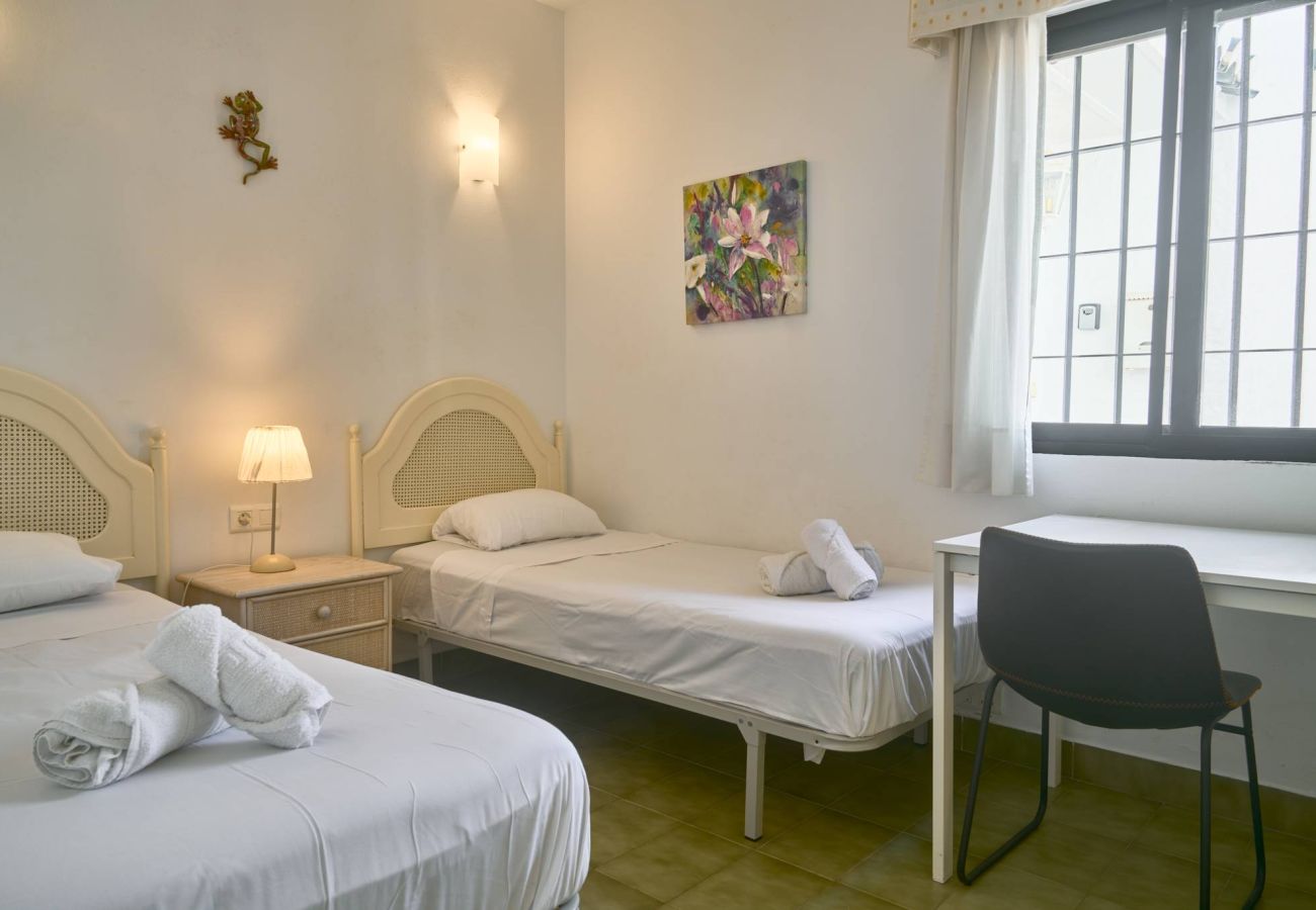 Radhus i Nerja - Casablanca 9: Duplex med terrasser i flera nivåer, havsutsikt och solnedgång