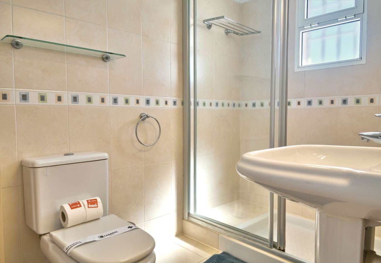 Radhus i Nerja - Casablanca 9: Duplex med terrasser i flera nivåer, havsutsikt och solnedgång