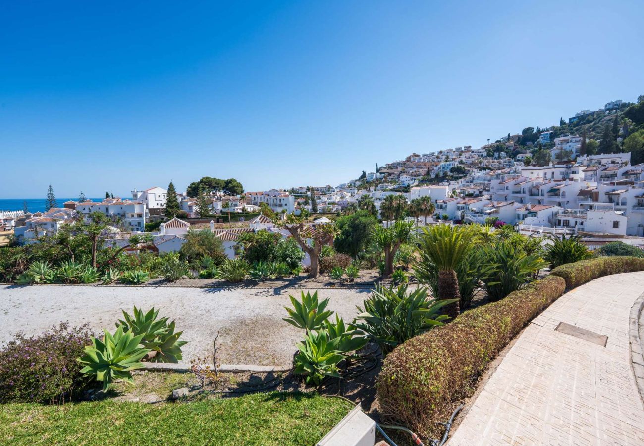 Radhus i Nerja - Casablanca 9: Duplex med terrasser i flera nivåer, havsutsikt och solnedgång