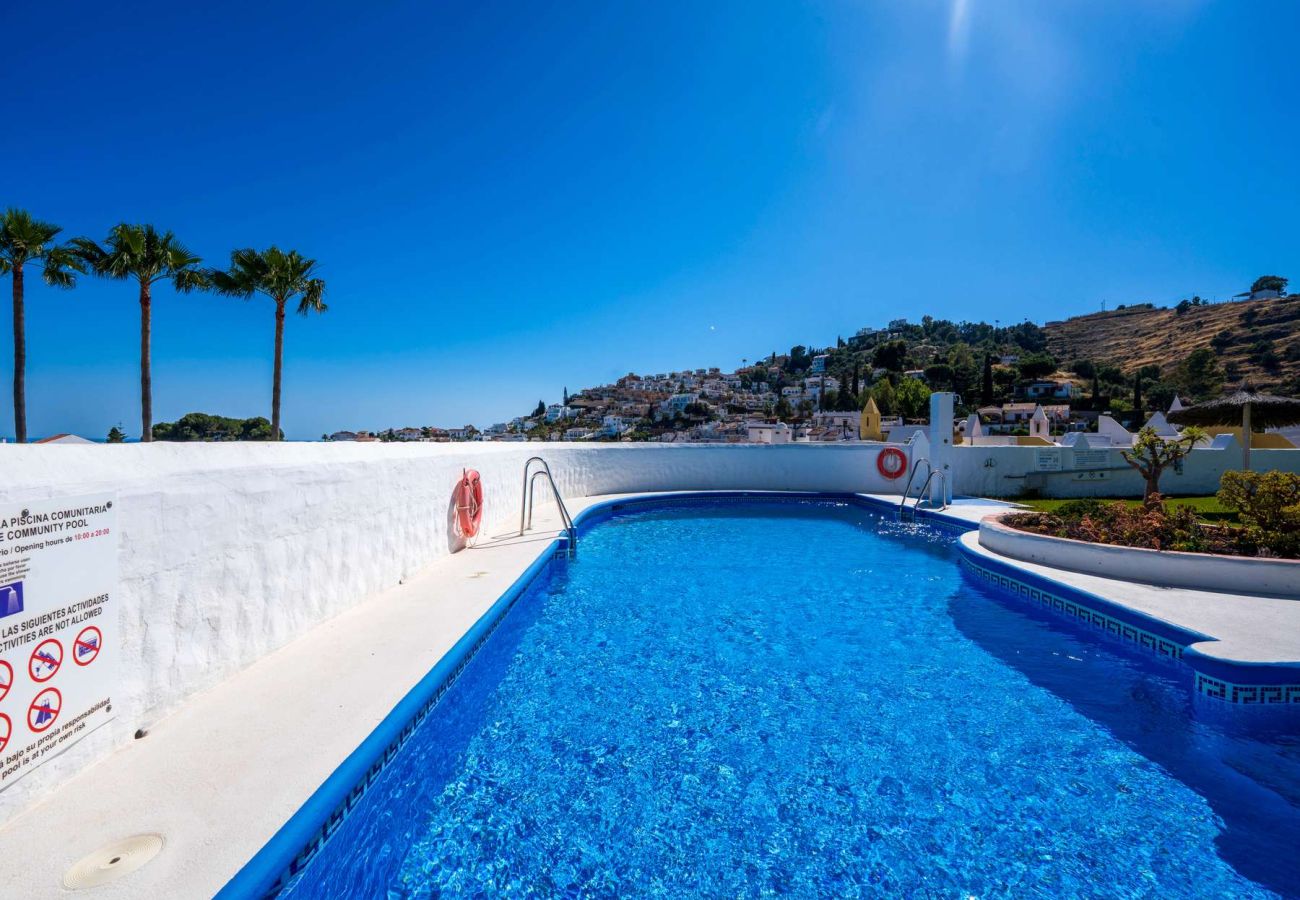 Radhus i Nerja - Casablanca 9: Duplex med terrasser i flera nivåer, havsutsikt och solnedgång