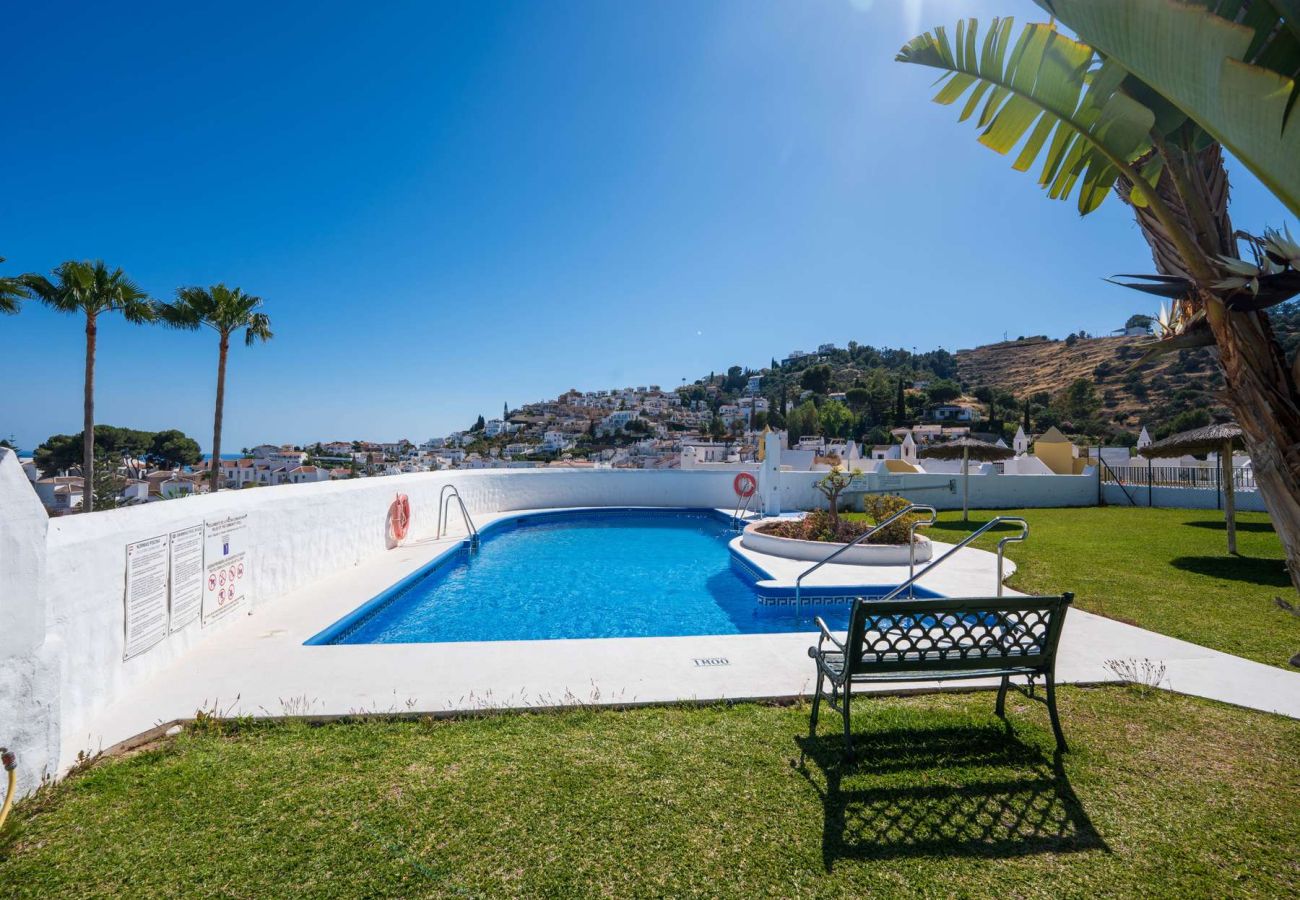 Radhus i Nerja - Casablanca 9: Duplex med terrasser i flera nivåer, havsutsikt och solnedgång