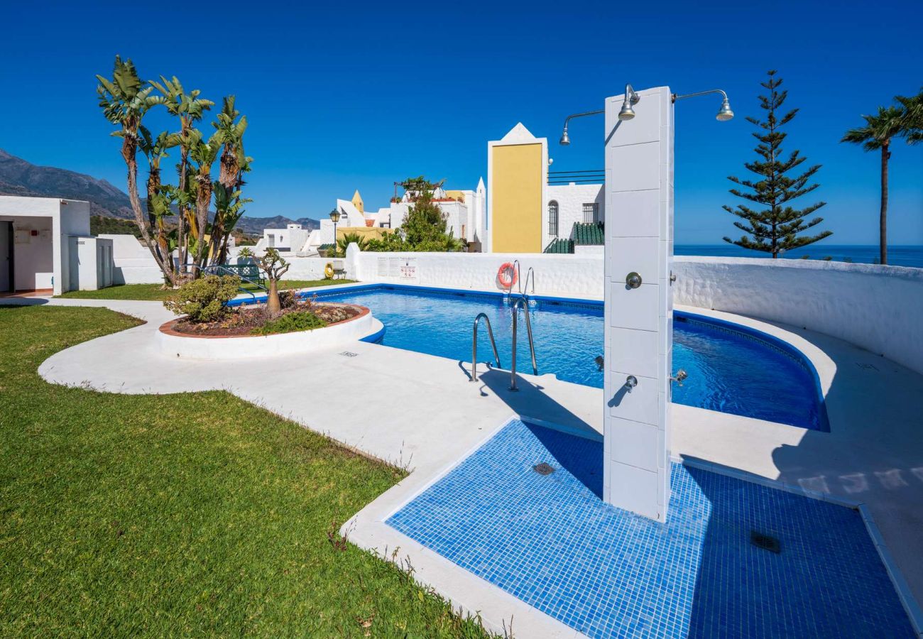 Radhus i Nerja - Casablanca 9: Duplex med terrasser i flera nivåer, havsutsikt och solnedgång