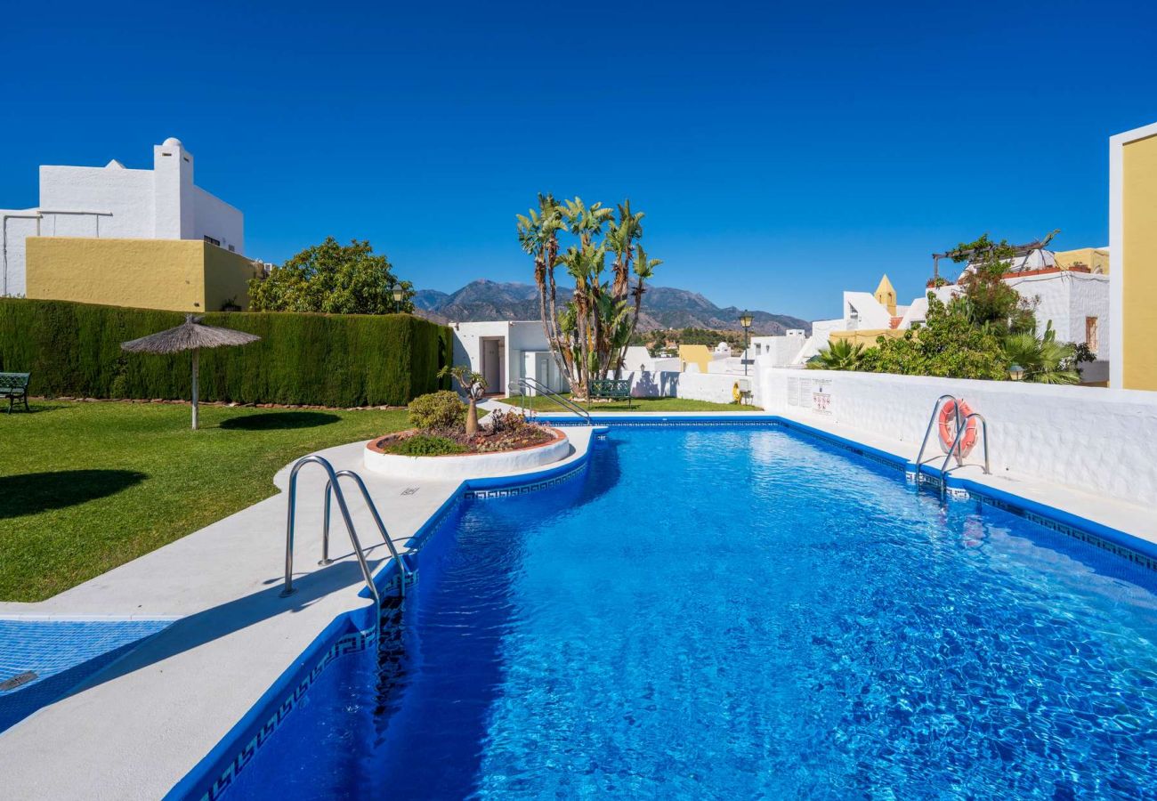 Radhus i Nerja - Casablanca 9: Duplex med terrasser i flera nivåer, havsutsikt och solnedgång