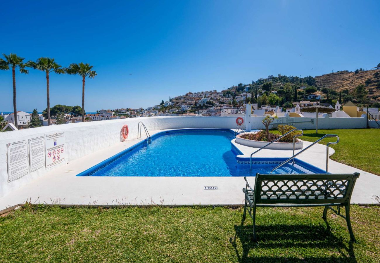 Radhus i Nerja - Casablanca 9: Duplex med terrasser i flera nivåer, havsutsikt och solnedgång