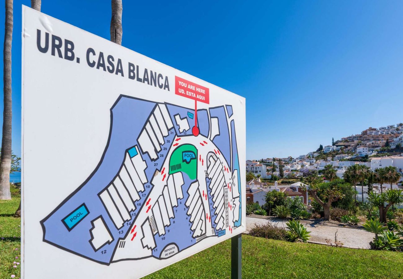 Radhus i Nerja - Casablanca 9: Duplex med terrasser i flera nivåer, havsutsikt och solnedgång