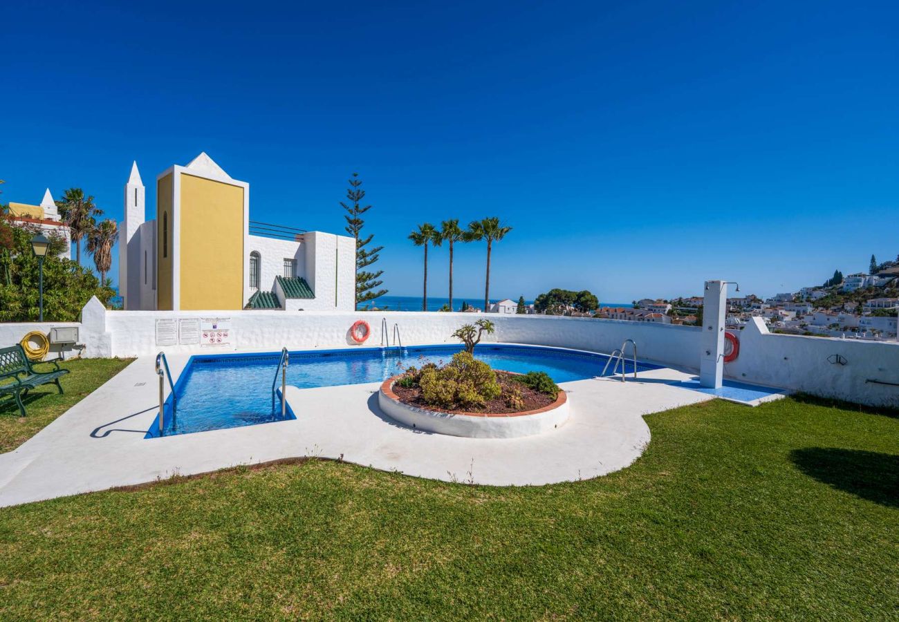 Radhus i Nerja - Casablanca 9: Duplex med terrasser i flera nivåer, havsutsikt och solnedgång