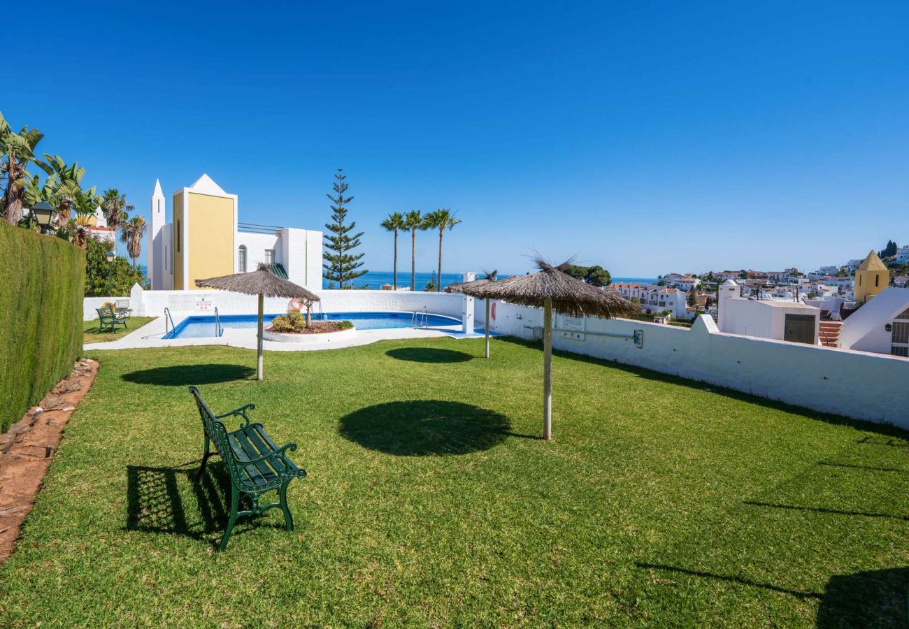 Radhus i Nerja - Casablanca 9: Duplex med terrasser i flera nivåer, havsutsikt och solnedgång