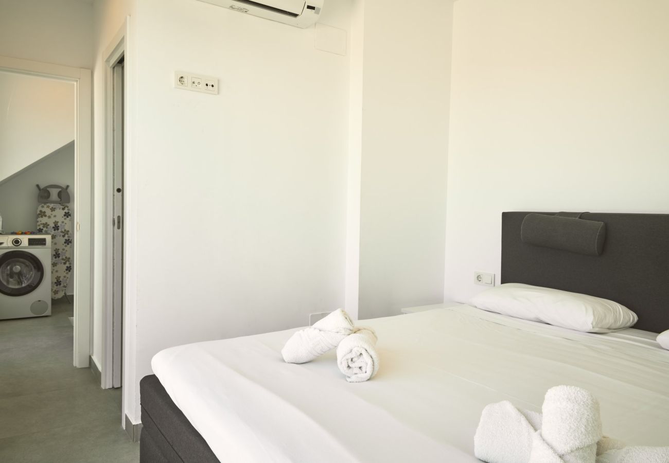 Lägenhet i Nerja - Penthouse Balcón del Mar D4: 3 terrasser & uppvärmd pool