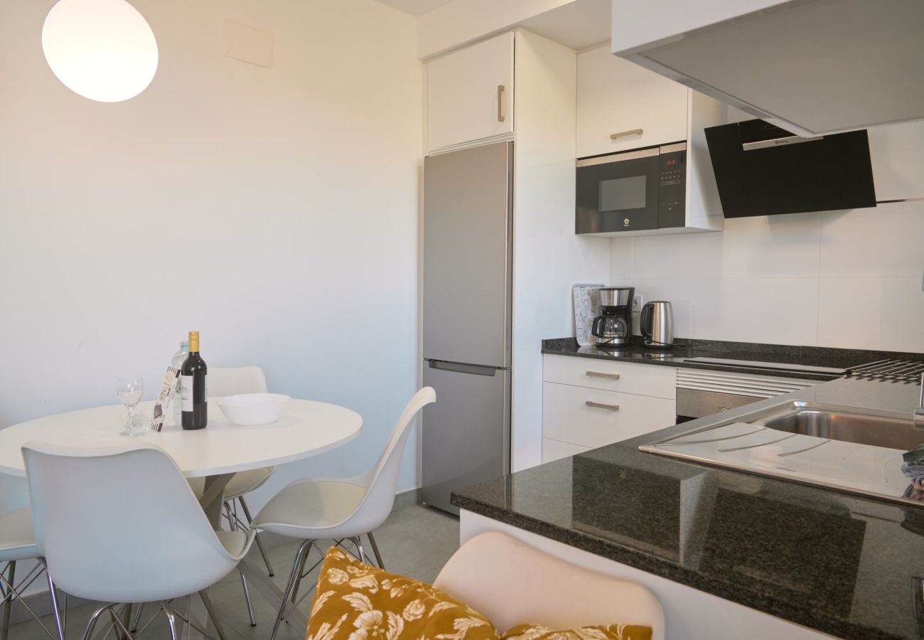 Lägenhet i Nerja - Penthouse Balcón del Mar D4: 3 terrasser & uppvärmd pool