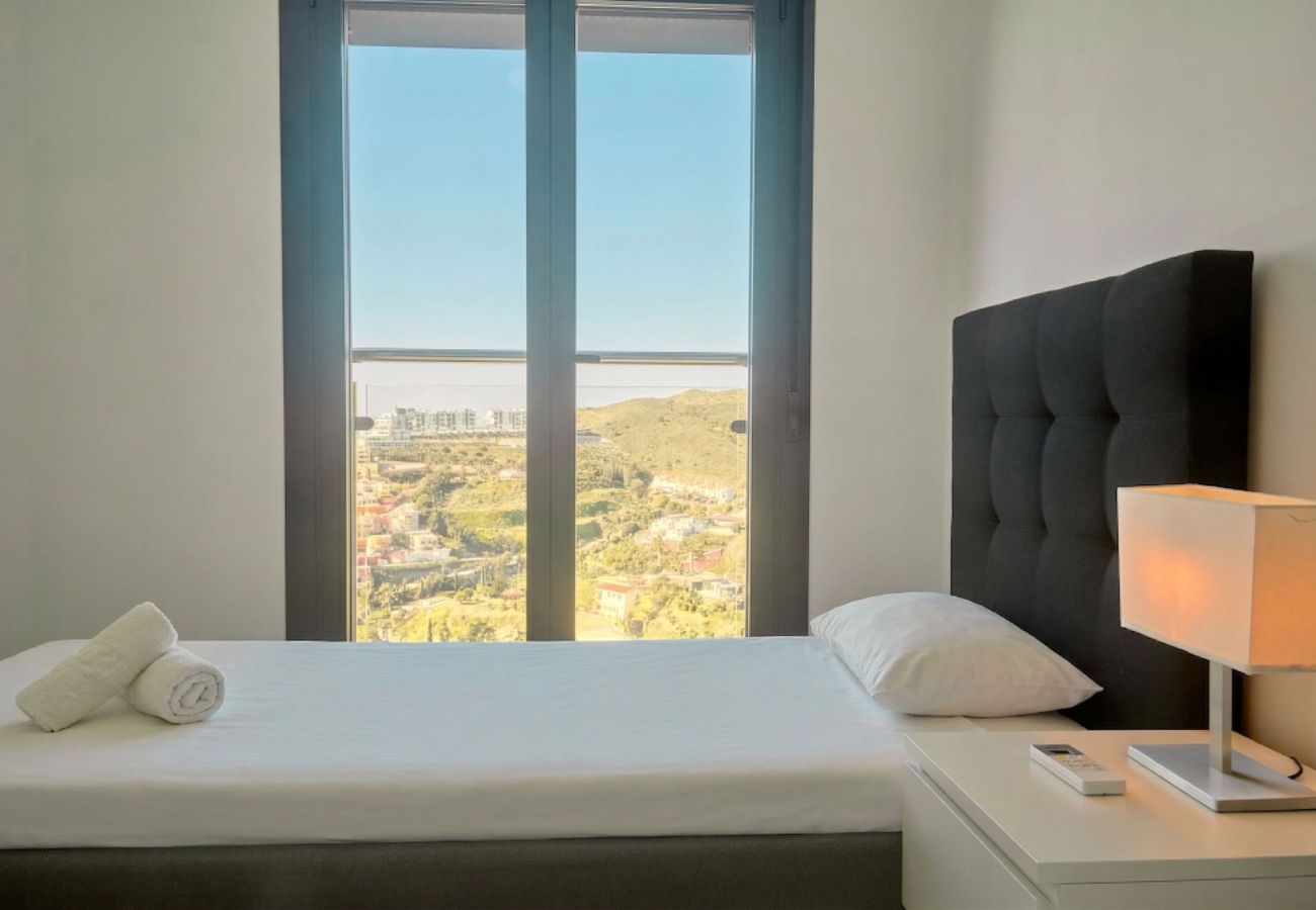 Lägenhet i Nerja - Penthouse Balcon del Mar D4: 3 terrasser & uppvärmd pool i Nerja