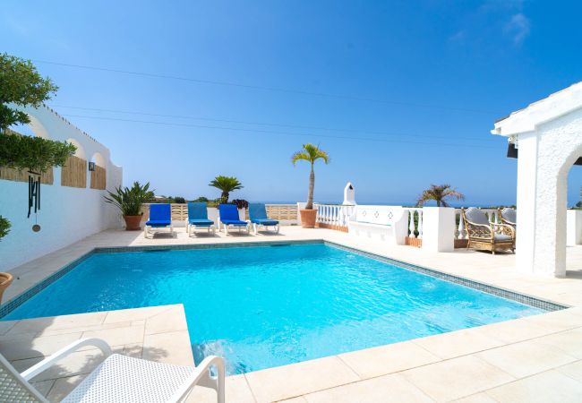 Villa i Nerja - Villa La Casita: Villa med privat pool i Fuente del Badén, Nerja