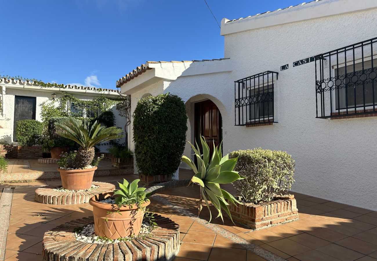 Villa i Nerja - Villa Jackson (La Casita): Villa med privat pool i Fuente del Badén, Nerja