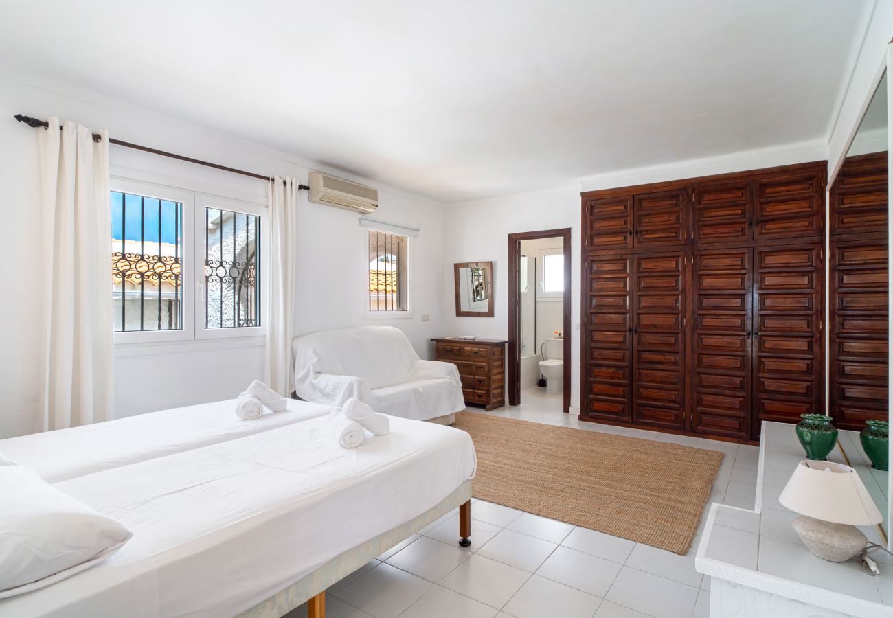 Villa i Nerja - Villa La Casita: Villa med privat pool i Fuente del Badén, Nerja
