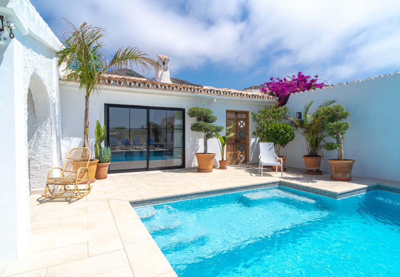 Villa i Nerja - Villa La Casita: Villa med privat pool i Fuente del Badén, Nerja