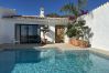 Villa i Nerja - Villa Jackson (La Casita): Villa med privat pool i Fuente del Badén, Nerja