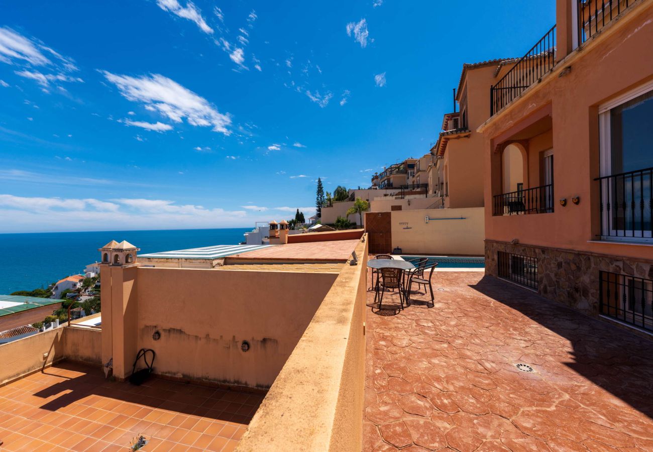 Villa i Nerja - Villa Punta Lara 15: Villa med Privat Pool för 5 med Havsutsikt, Nerja