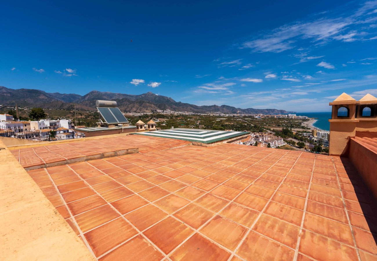 Villa i Nerja - Villa Punta Lara 15: Villa med Privat Pool för 5 med Havsutsikt, Nerja
