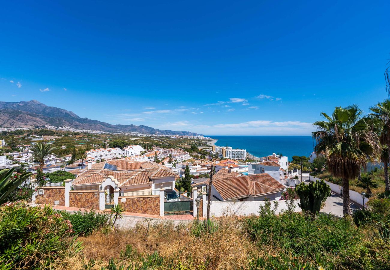 Villa i Nerja - Villa Punta Lara 15: Villa med Privat Pool för 5 med Havsutsikt, Nerja