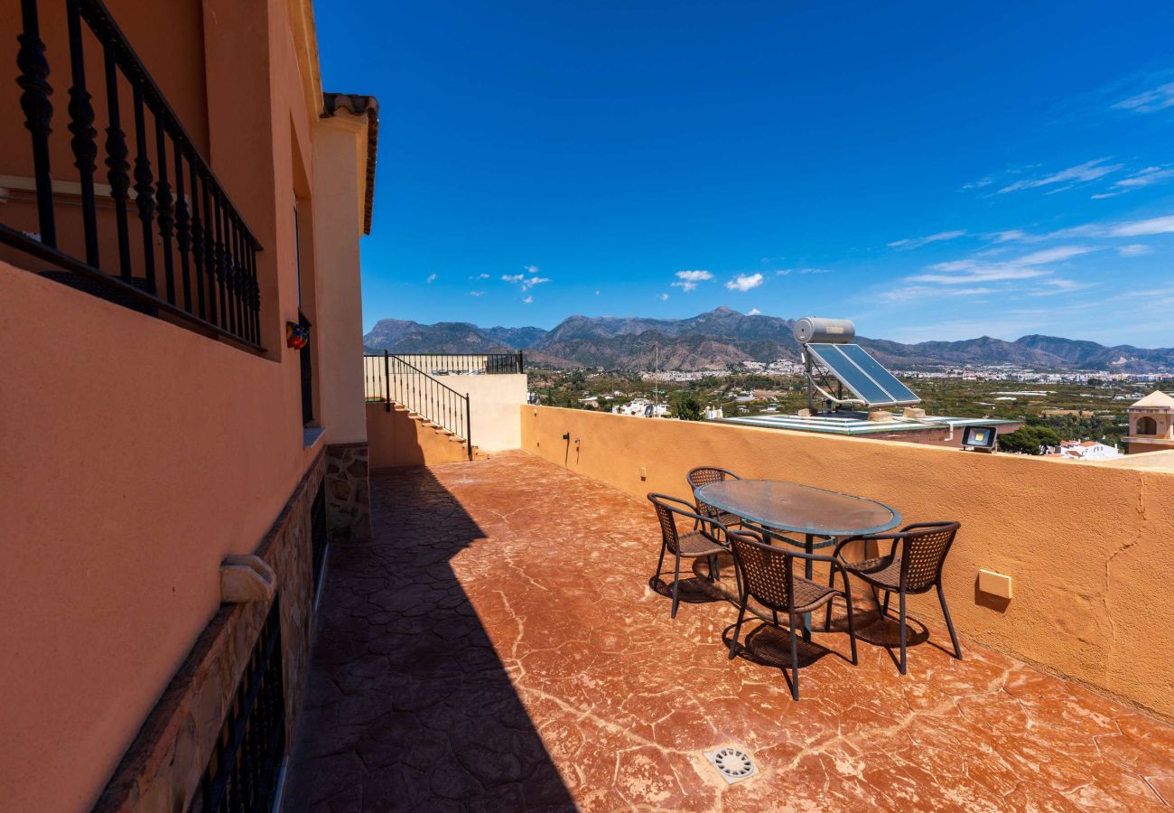 Villa i Nerja - Villa Punta Lara 15: Villa med Privat Pool för 5 med Havsutsikt, Nerja