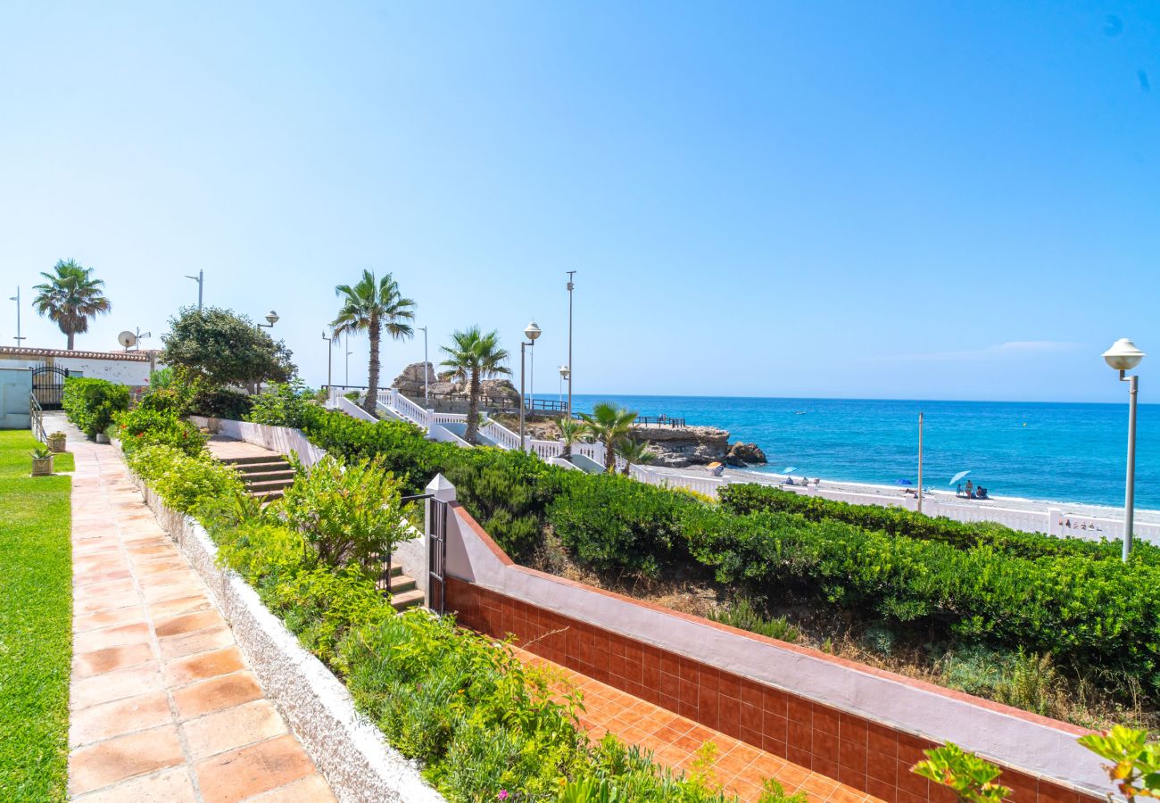Lägenhet i Nerja - Lägenhet Arce 2 i Playa Torrecilla, Nerja